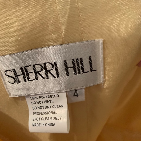 Prom, pageant or homecoming dress - Picture 5 of 5